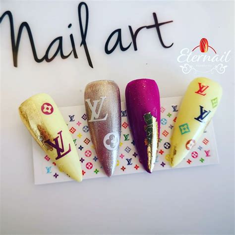 capsule faux ongles louis vuitton